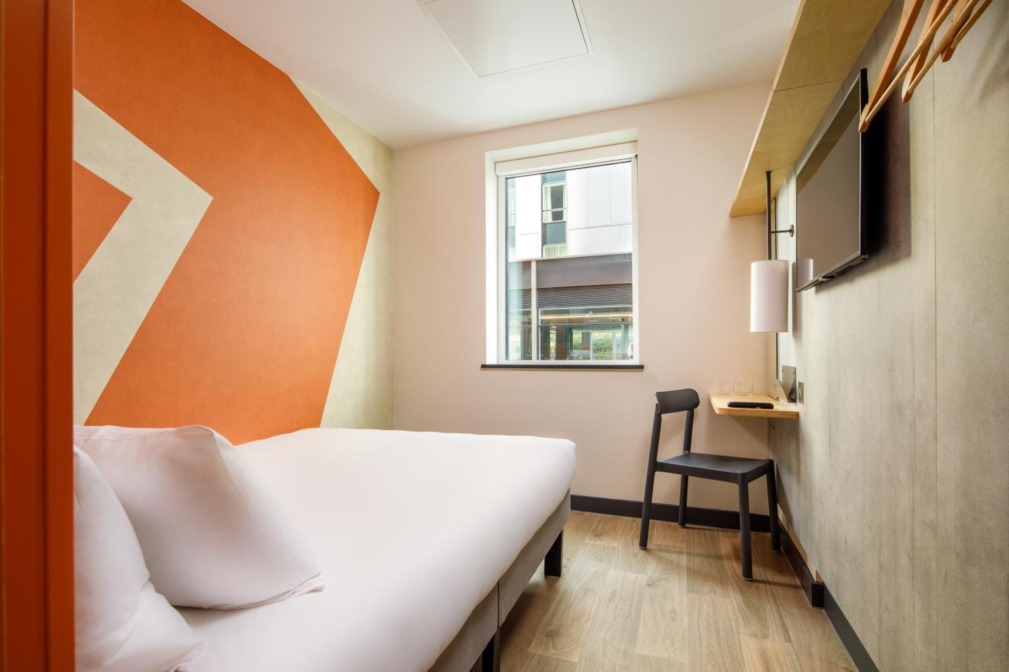 Ibis Budget Manchester Airport T2 Hale  Exteriér fotografie